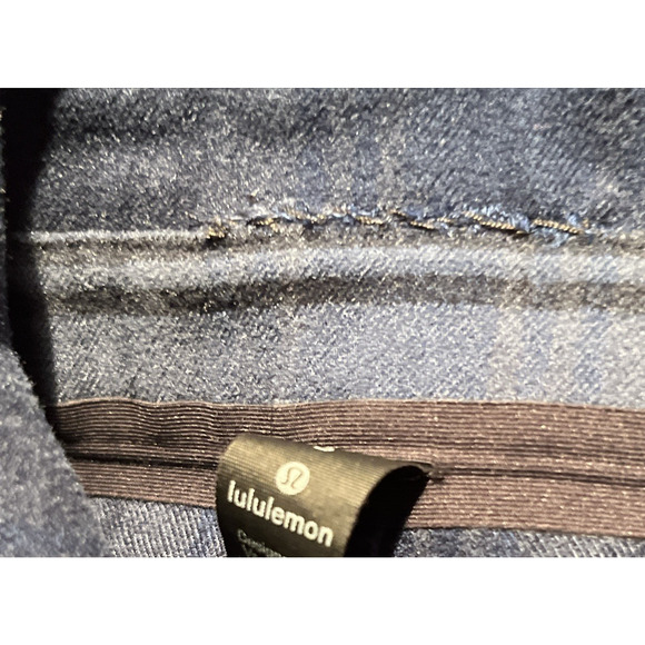 Lululemon Masons Peak Flannel Shirt Mens Small Plaid Blue Button Up Casual - Picture 9 of 14